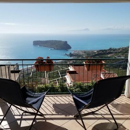 Вілла La Terrazza Sull Isola Di Dino Сан-Нікола-Арчелла Екстер'єр фото