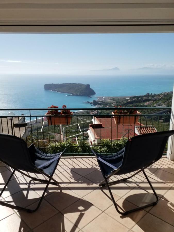 Вілла La Terrazza Sull Isola Di Dino Сан-Нікола-Арчелла Екстер'єр фото